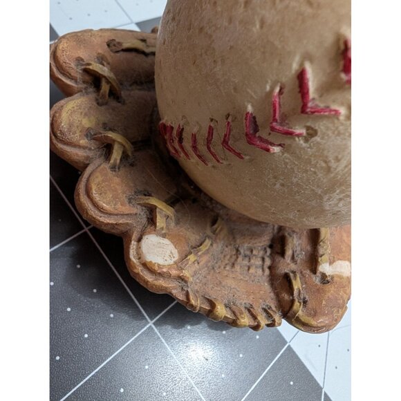 Baseball Photo Post Card Holder Decor Resin wire mit and ball 6 posts 13 inch - Picture 8 of 11